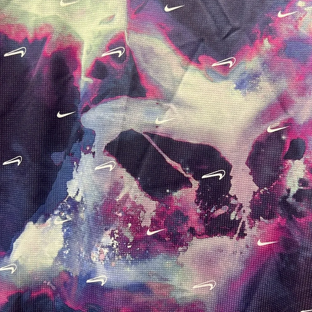 Boy’s‎ Nike T-shirt